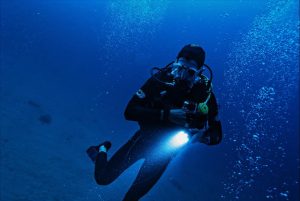 certification requirements for scuba diving